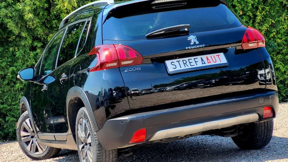 PEUGEOT 2008 -