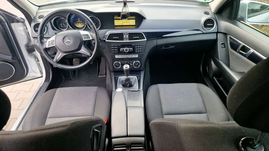MERCEDES-BENZ C Klasa -