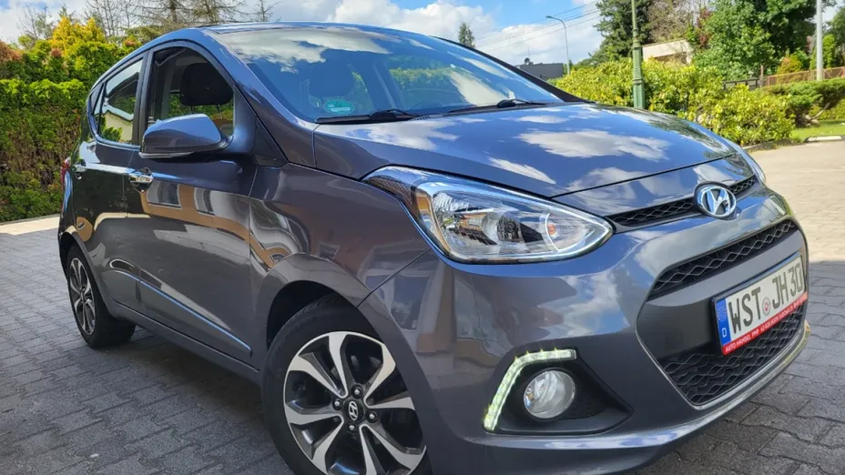HYUNDAI i10 -