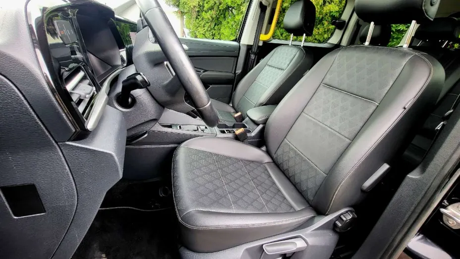 FORD Tourneo Connect -