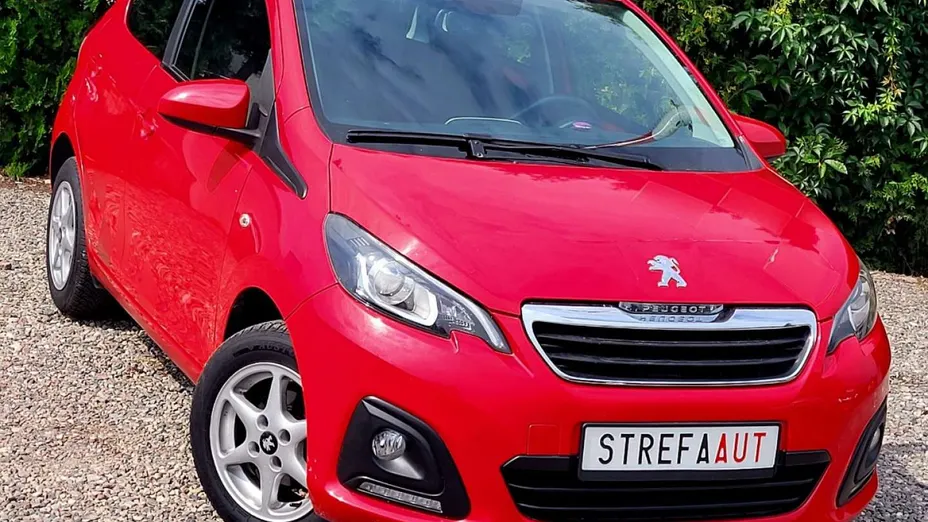 PEUGEOT 108 -