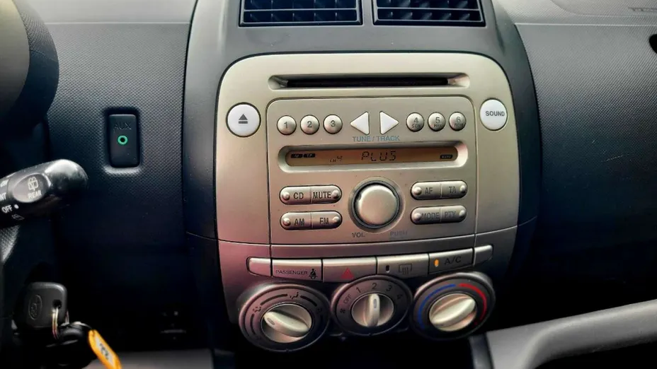 SUBARU Justy -