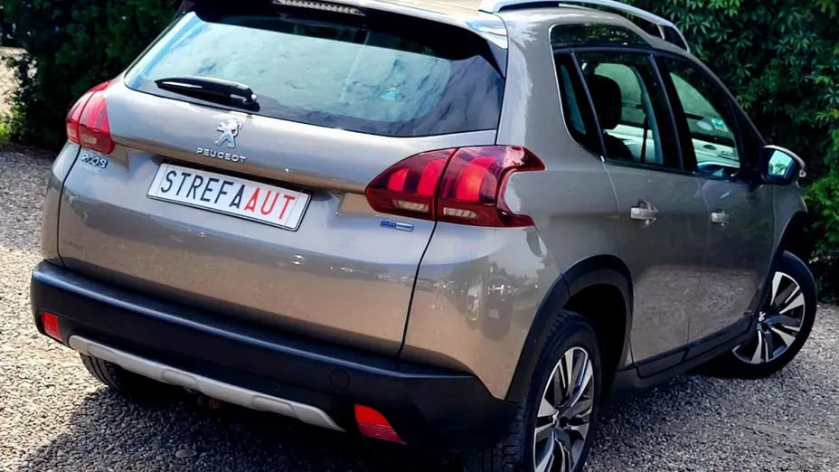 PEUGEOT 2008 -