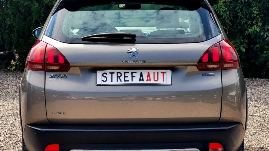 PEUGEOT 2008 -