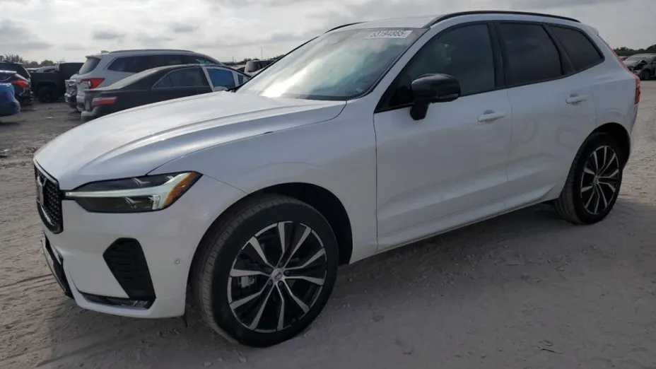 VOLVO XC60 -