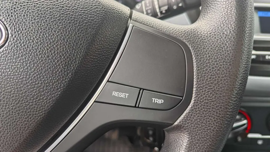 HYUNDAI i20 -
