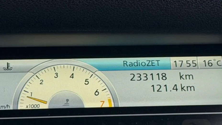 RENAULT Scenic -