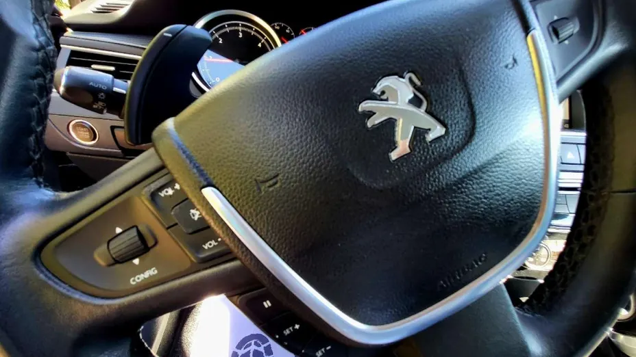 PEUGEOT 508 -