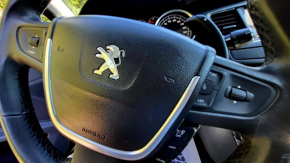 PEUGEOT 508 -