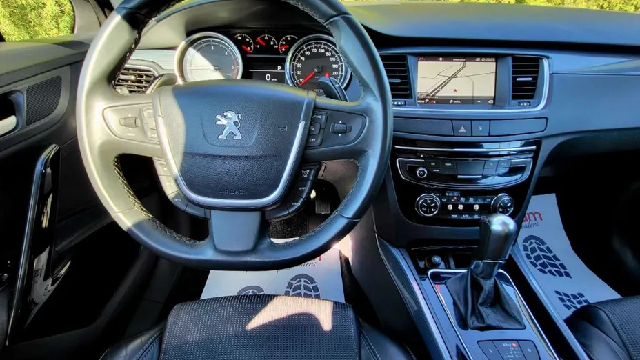 PEUGEOT 508 -