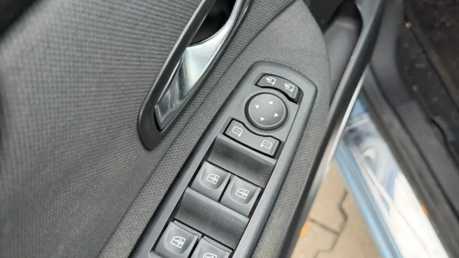 RENAULT Scenic -