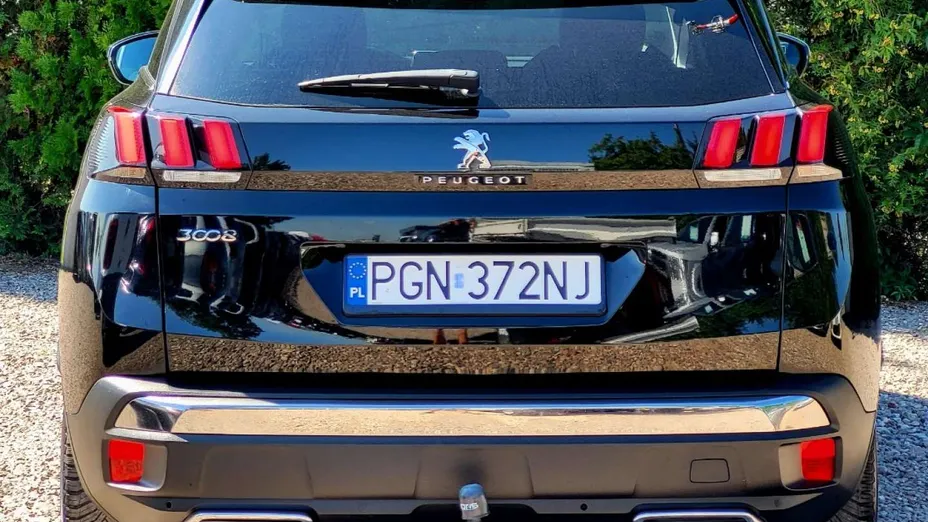 PEUGEOT 3008 -