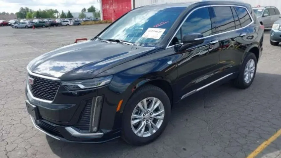 CADILLAC XT6 -