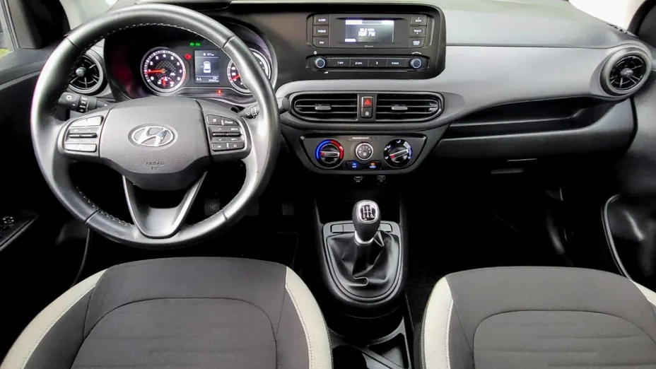HYUNDAI i10 -