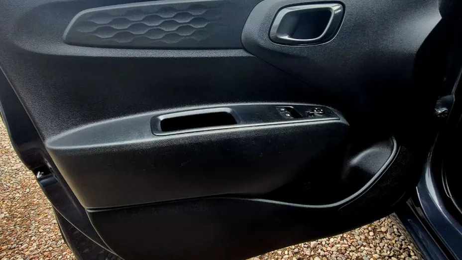HYUNDAI i10 -