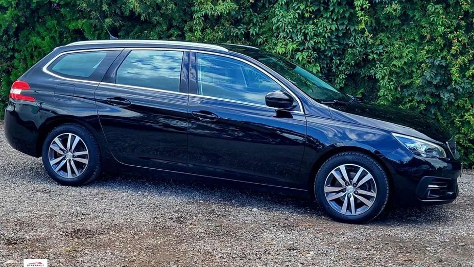 PEUGEOT 308 -
