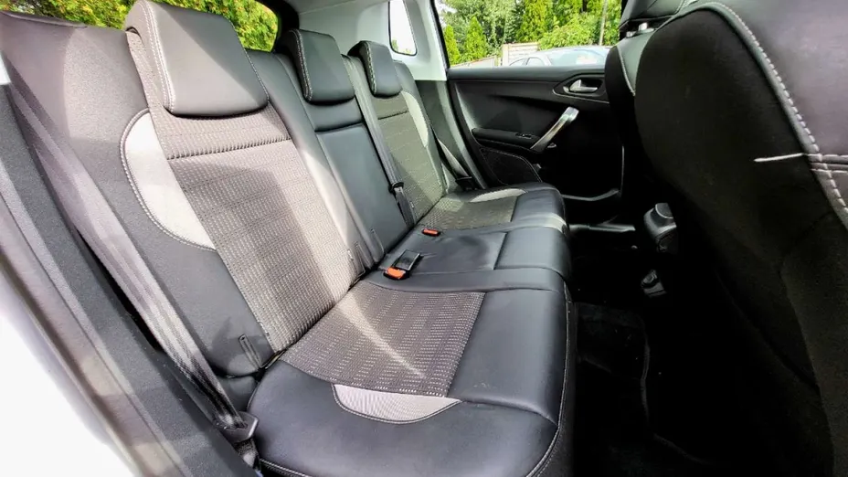 PEUGEOT 2008 -