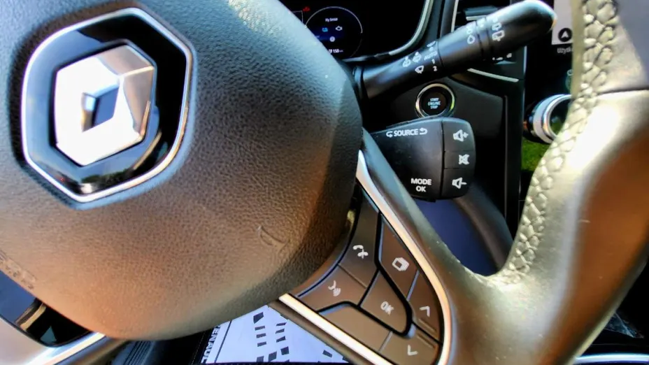 RENAULT Megane -