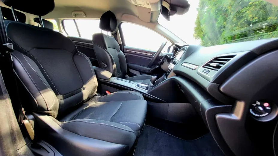 RENAULT Megane -