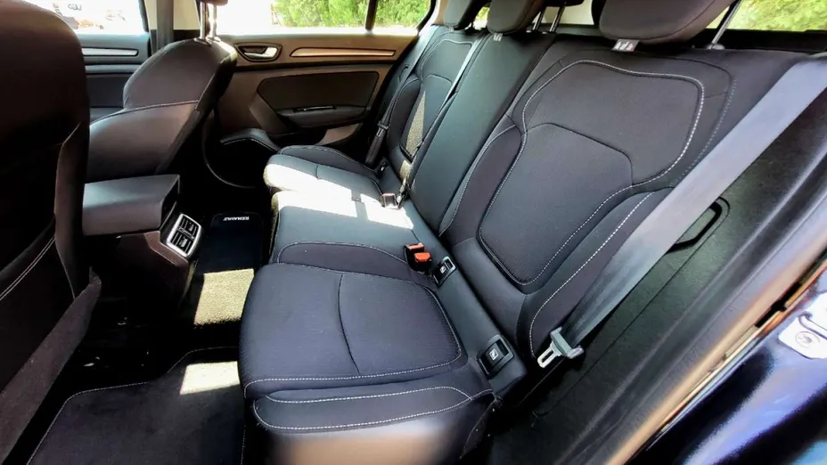 RENAULT Megane -