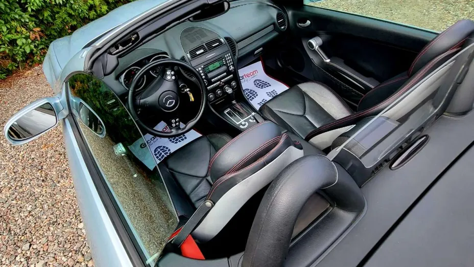 MERCEDES-BENZ SLK -