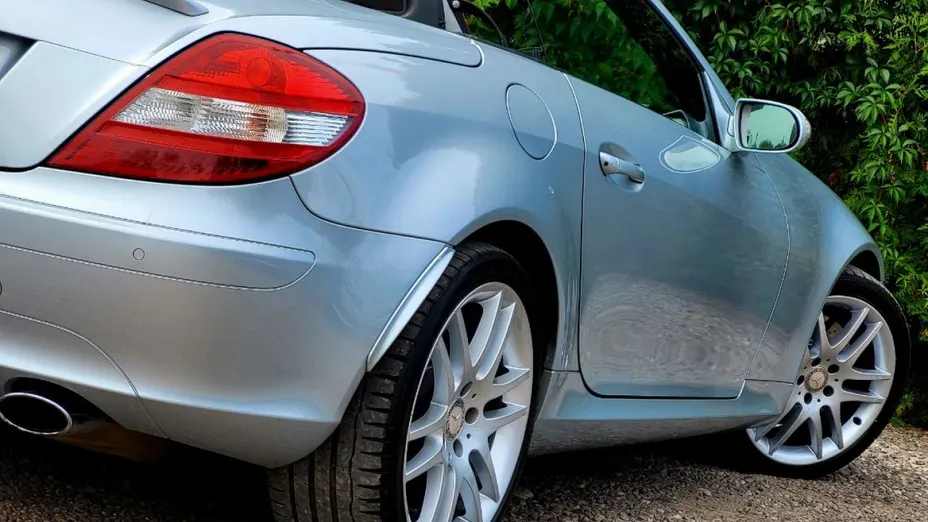MERCEDES-BENZ SLK -