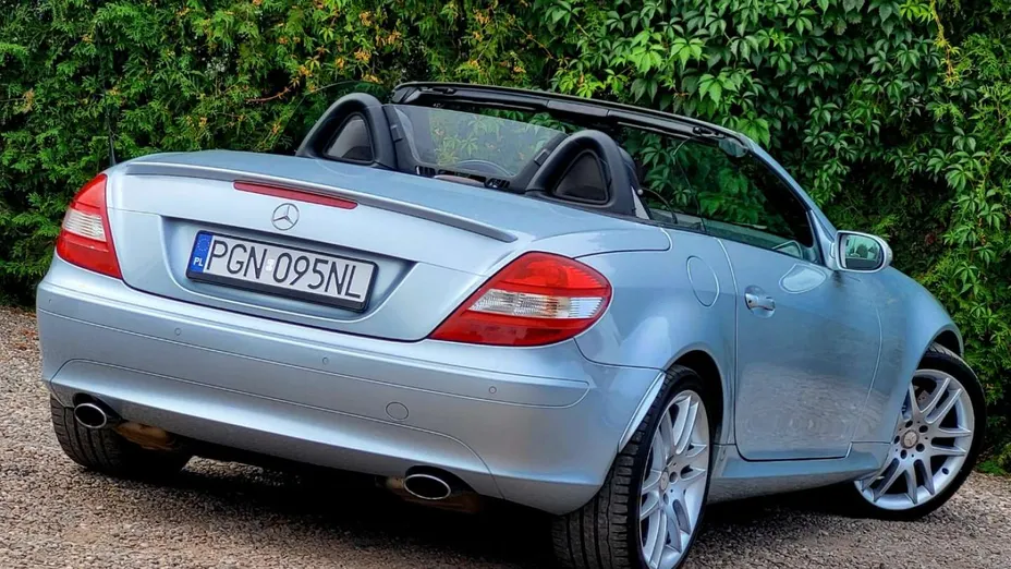 MERCEDES-BENZ SLK -