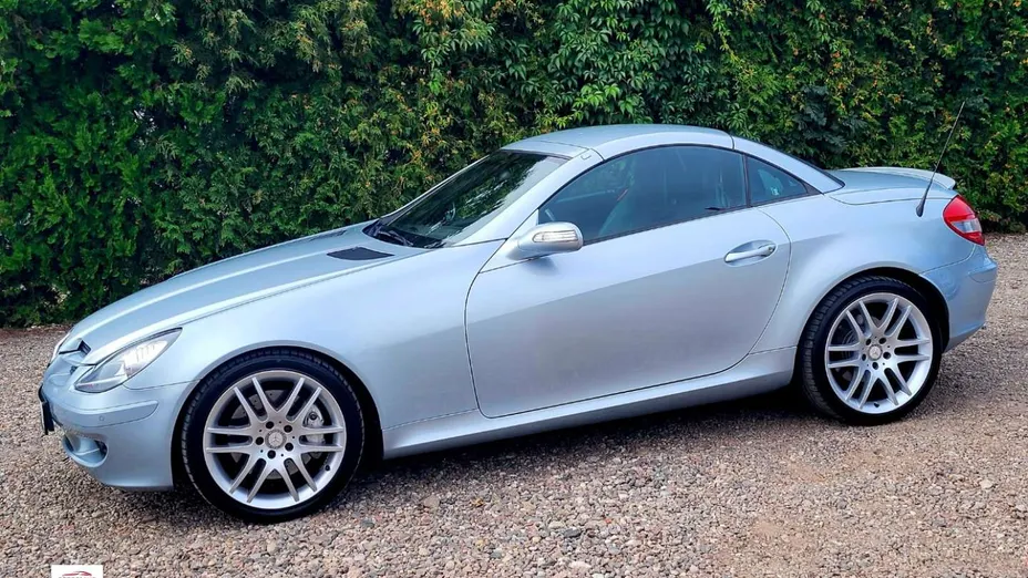 MERCEDES-BENZ SLK -