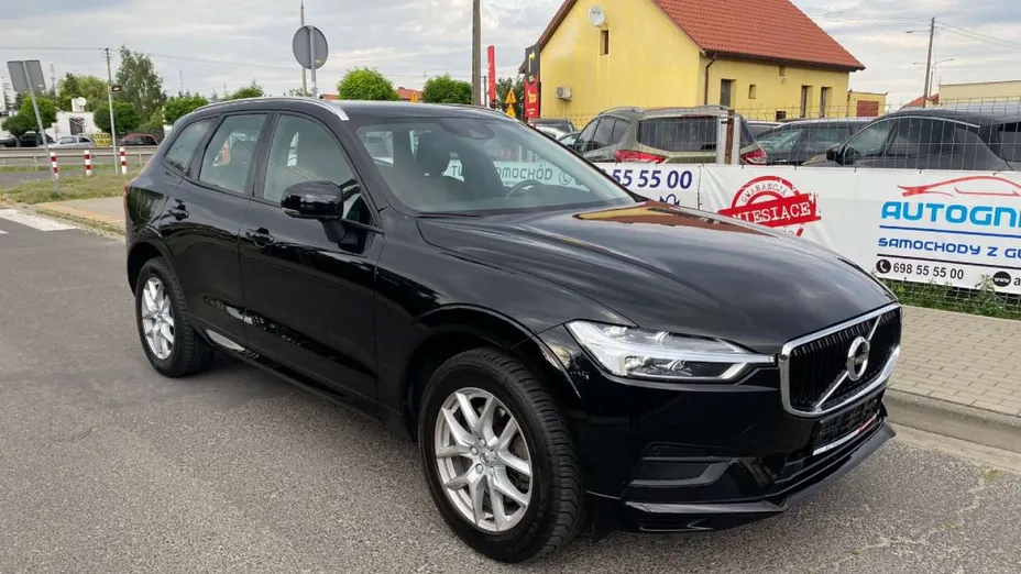 VOLVO XC60 -