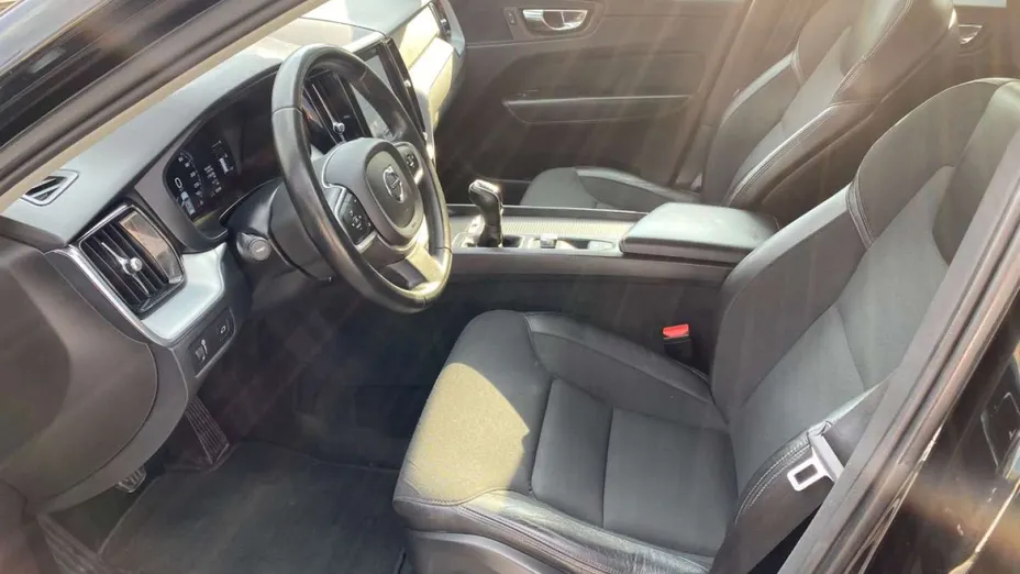 VOLVO XC60 -