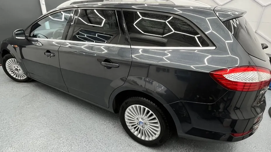 FORD Mondeo -