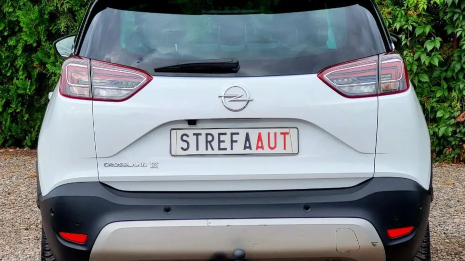 OPEL Crossland X -