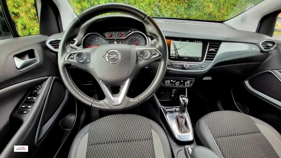 OPEL Crossland X -