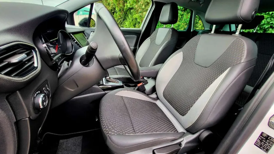 OPEL Crossland X -