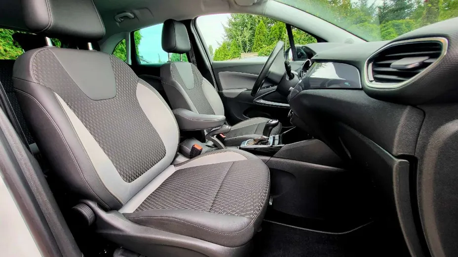 OPEL Crossland X -