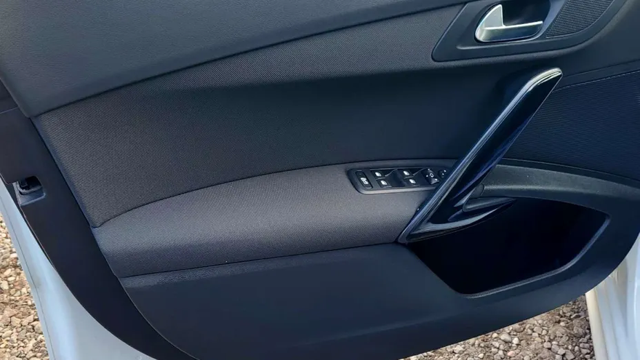 PEUGEOT 508 -