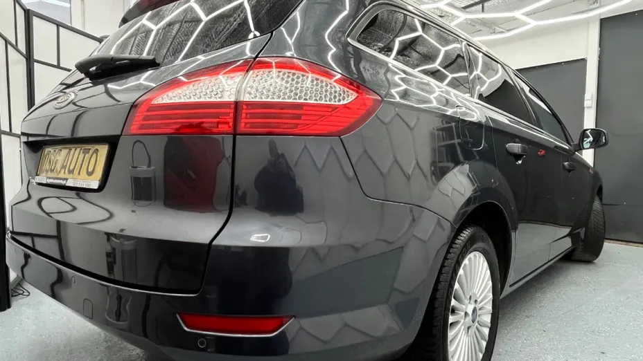 FORD Mondeo -
