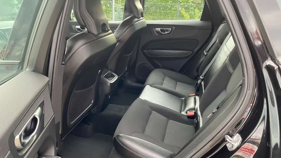 VOLVO XC60 -
