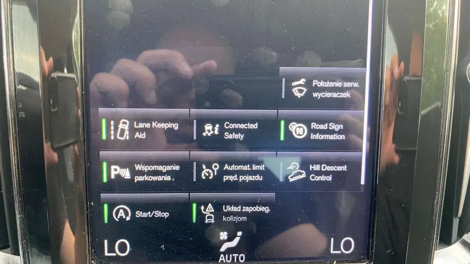 VOLVO XC60 -