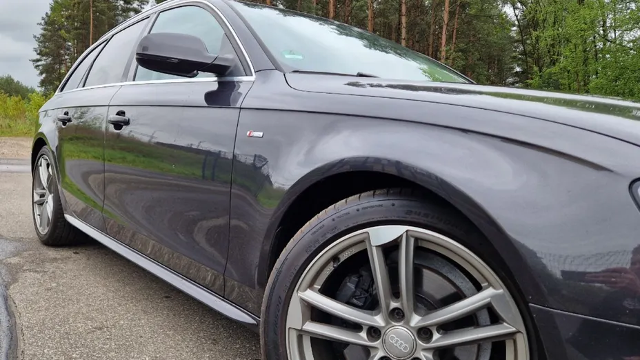 AUDI A4 Avant -