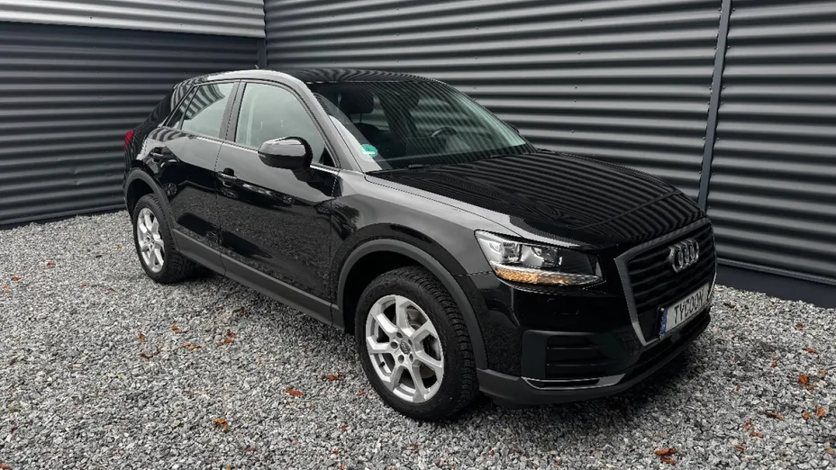 AUDI Q2 -