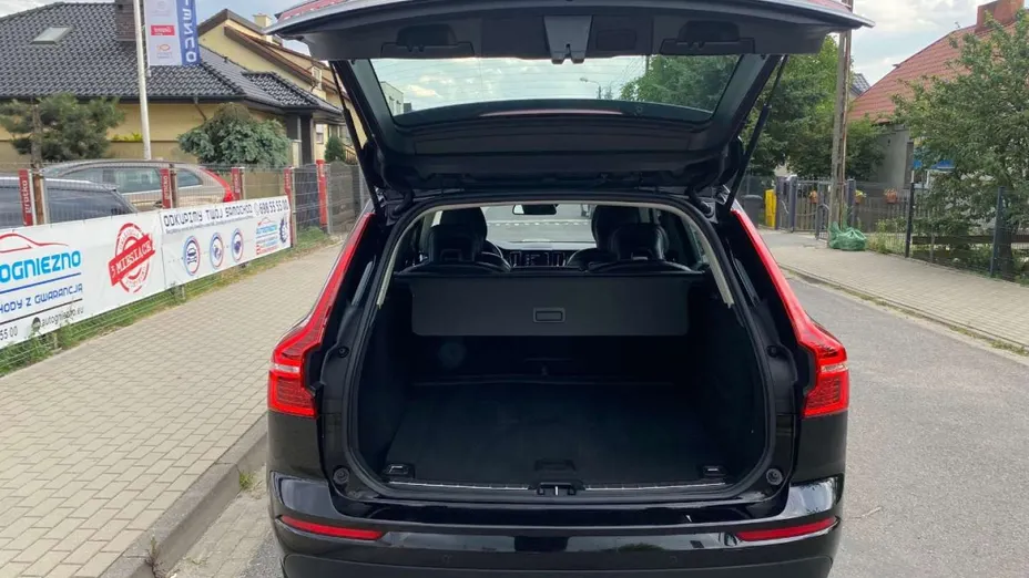 VOLVO XC60 -