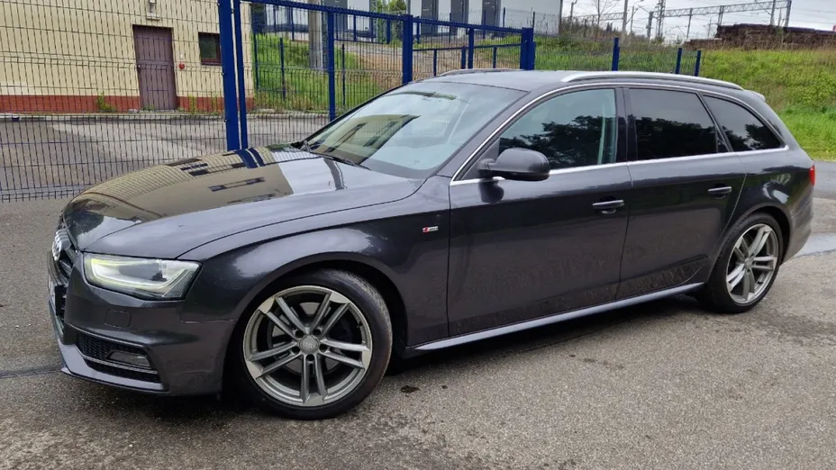 AUDI A4 Avant -