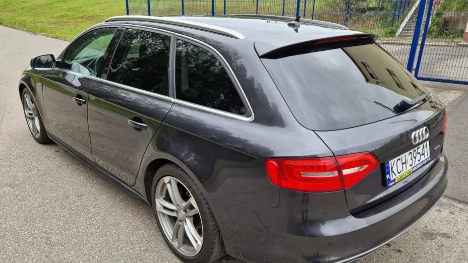 AUDI A4 Avant -