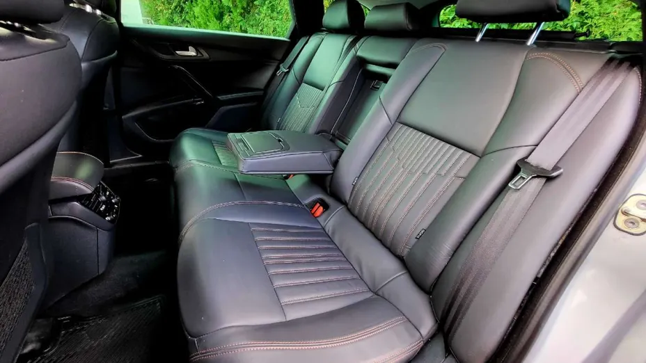 PEUGEOT 508 -