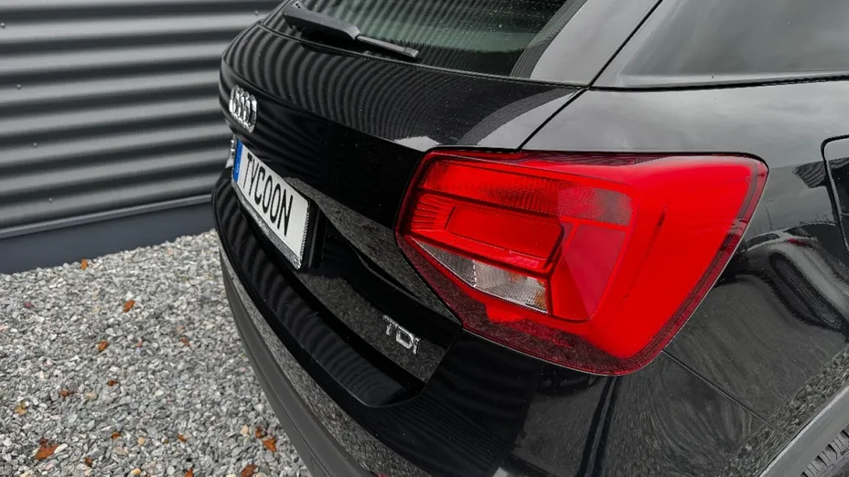 AUDI Q2 -