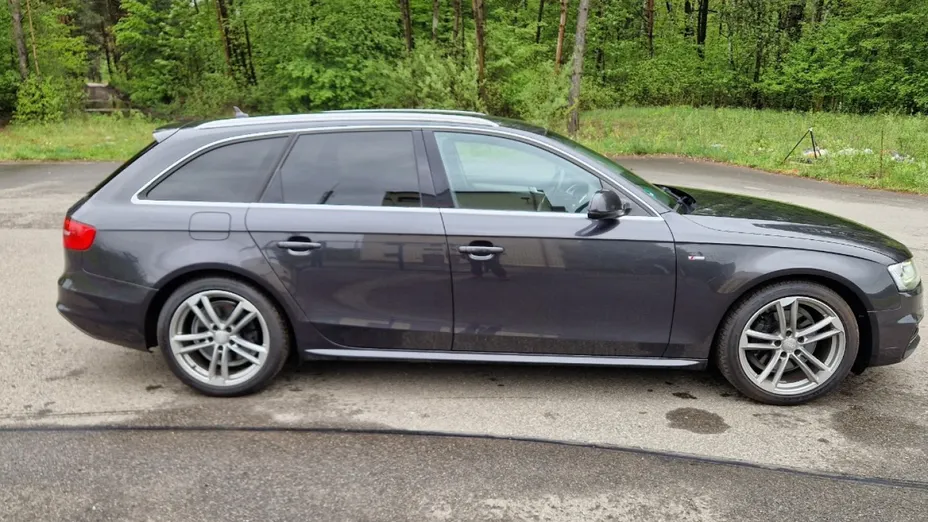 AUDI A4 Avant -