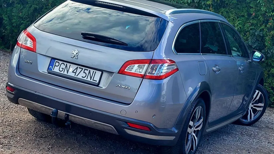 PEUGEOT 508 -