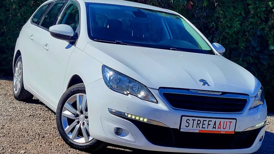 PEUGEOT 308 -