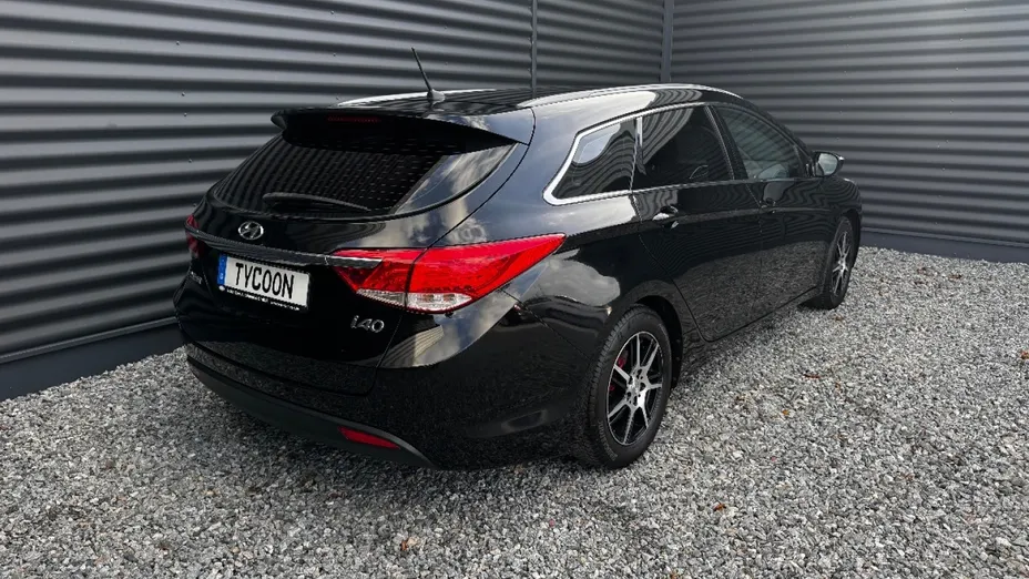 HYUNDAI i40 -
